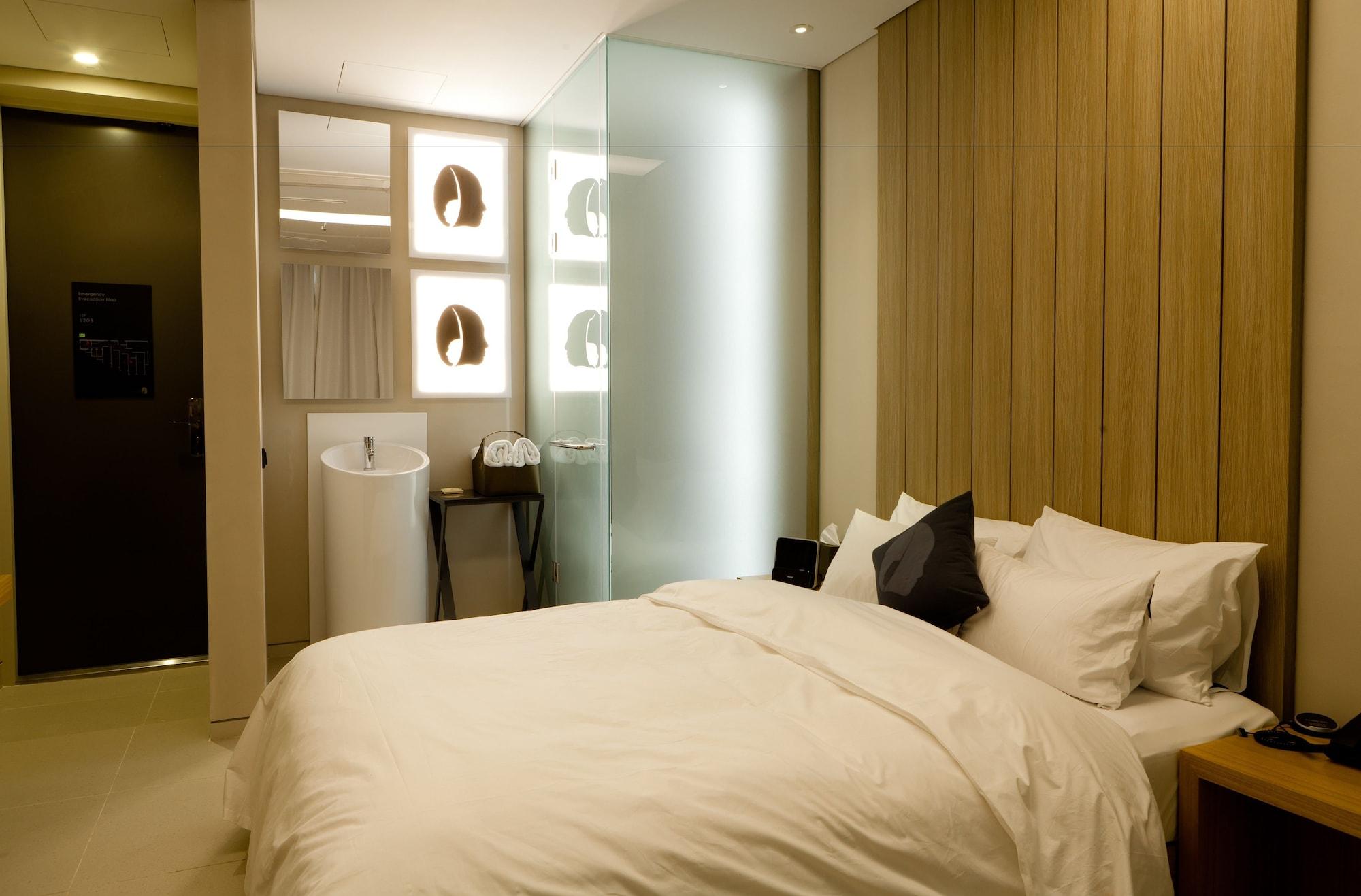 Hotel The Designers Hongdae Сеул Екстер'єр фото
