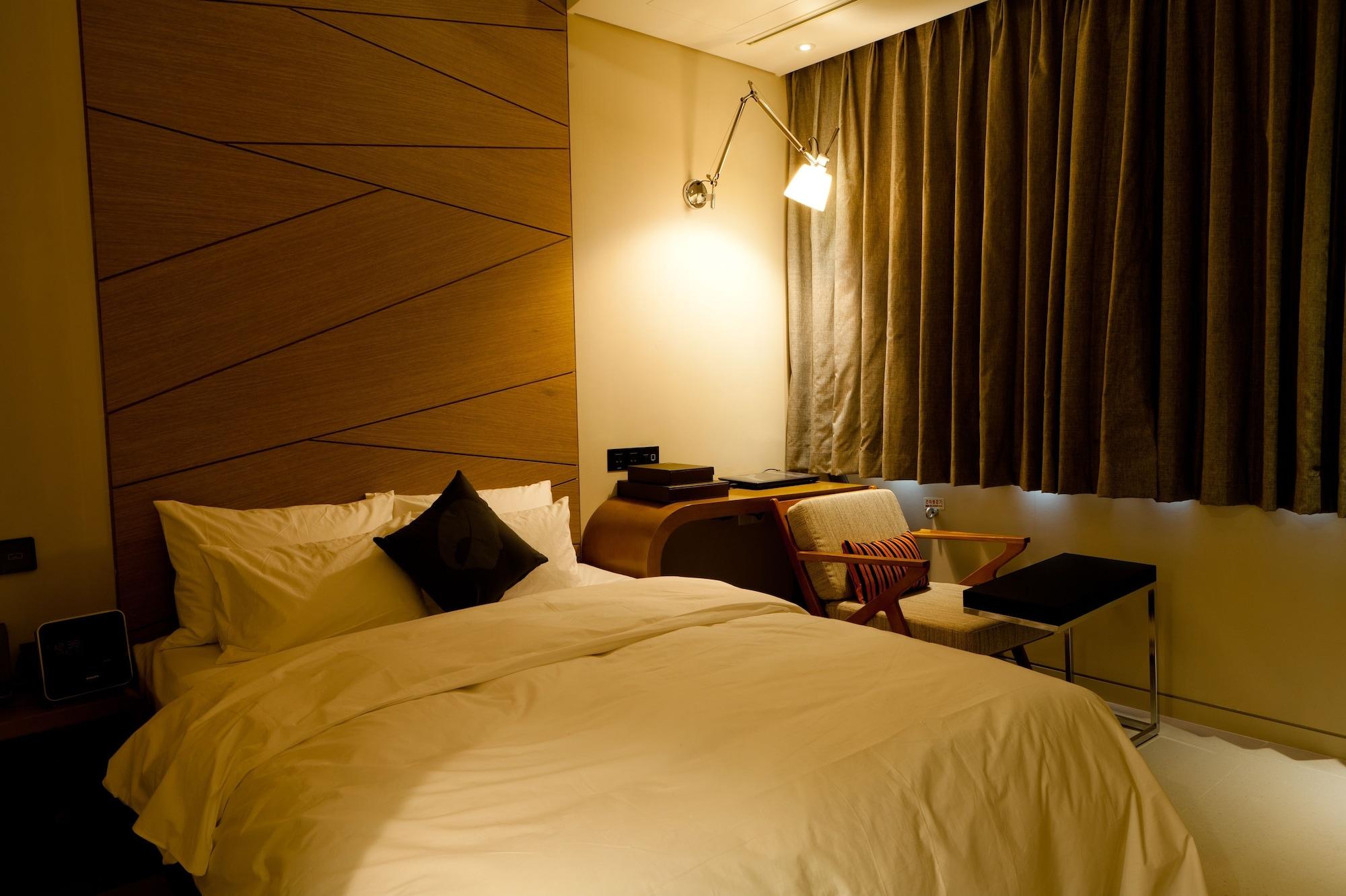 Hotel The Designers Hongdae Сеул Екстер'єр фото