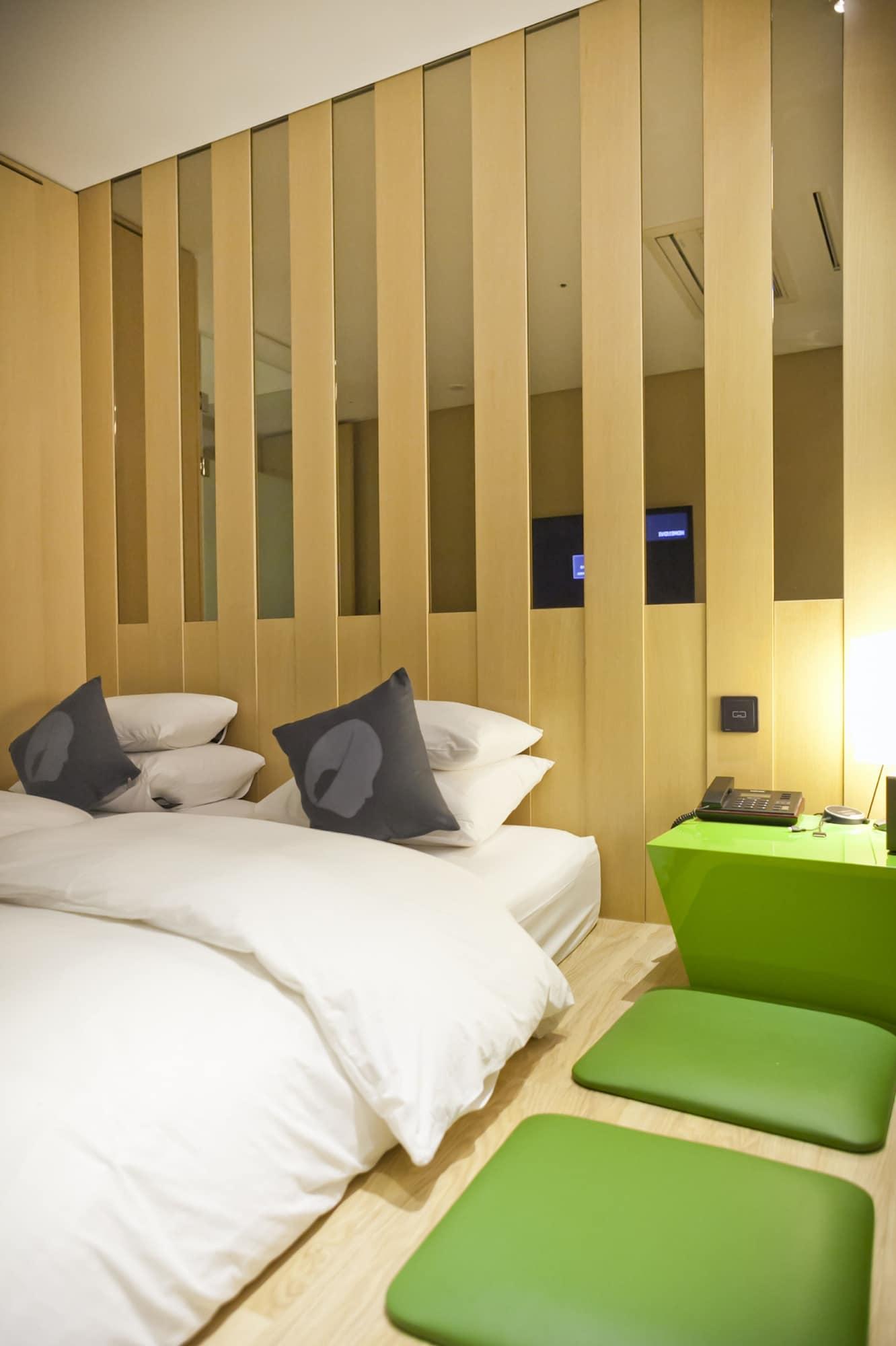 Hotel The Designers Hongdae Сеул Екстер'єр фото