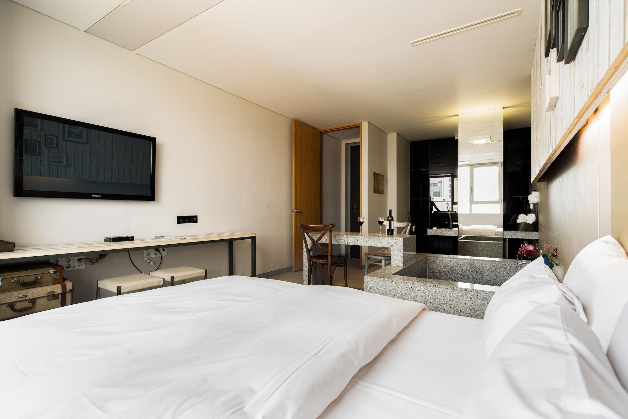 Hotel The Designers Hongdae Сеул Екстер'єр фото