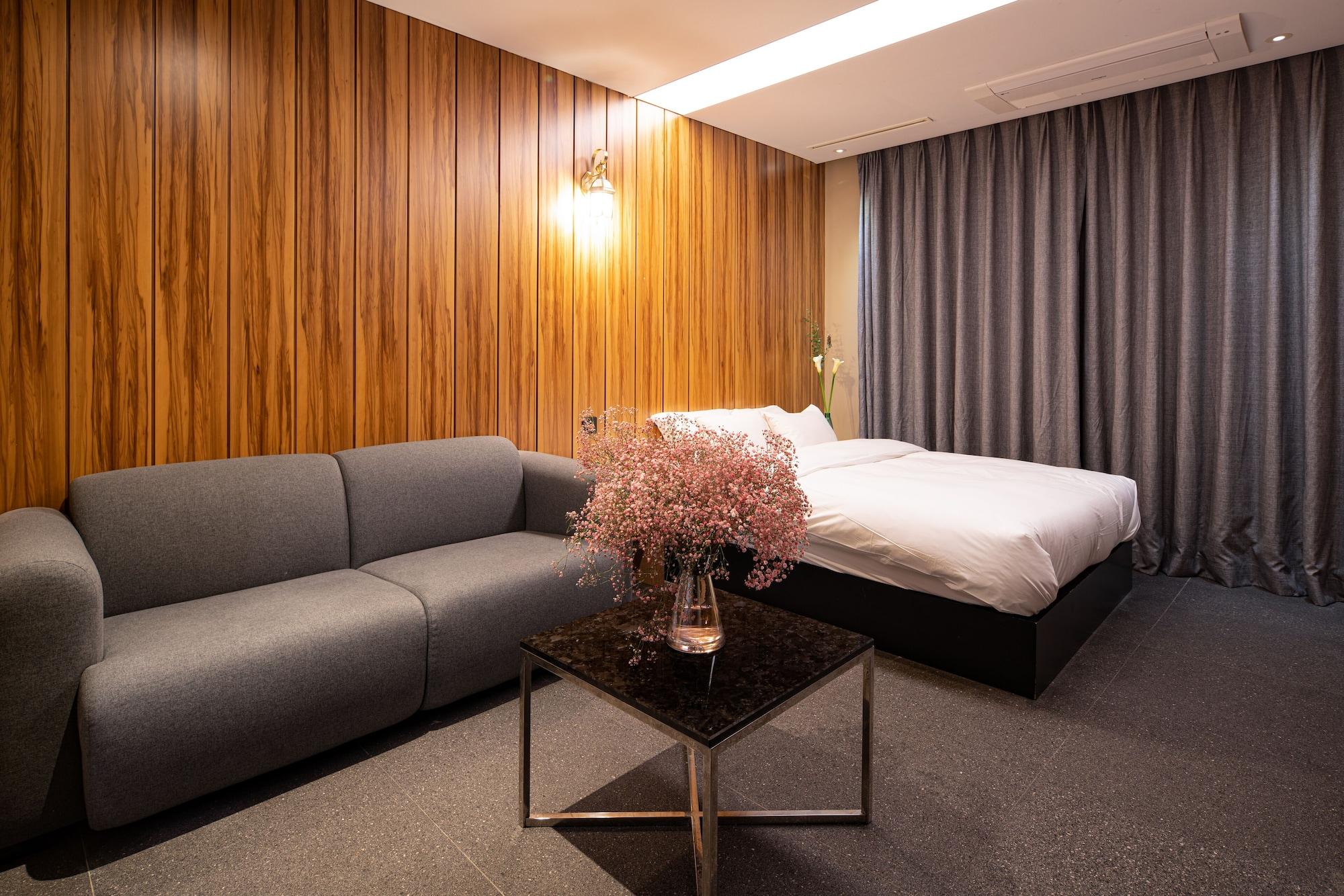Hotel The Designers Hongdae Сеул Екстер'єр фото