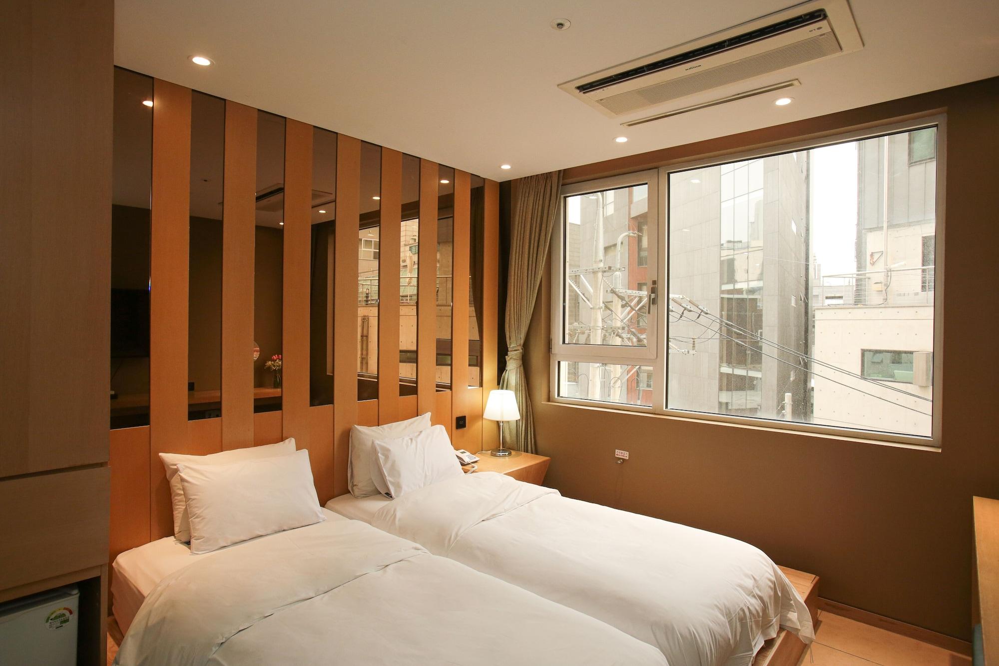 Hotel The Designers Hongdae Сеул Екстер'єр фото