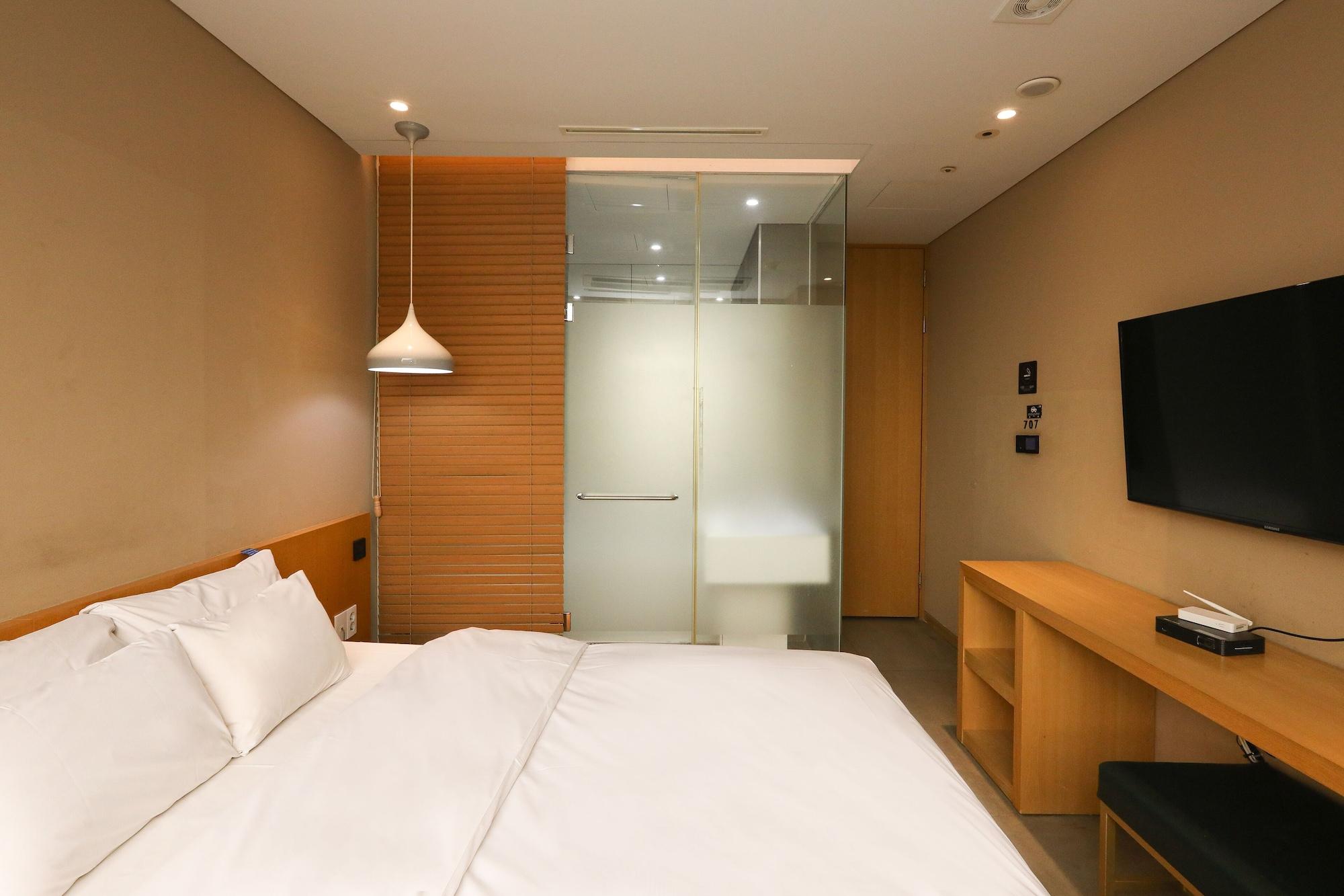 Hotel The Designers Hongdae Сеул Екстер'єр фото