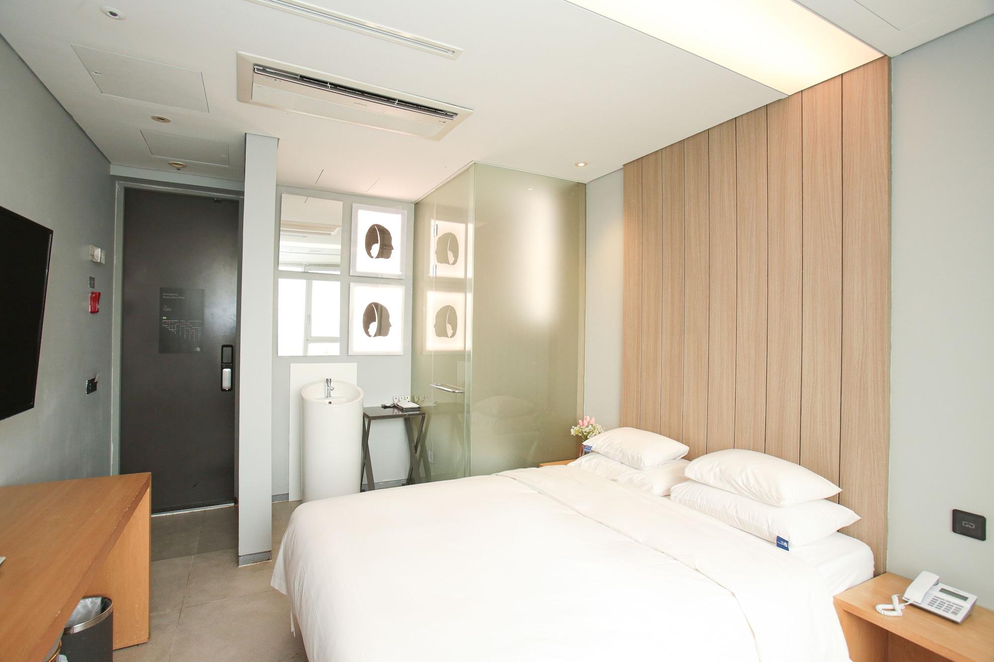 Hotel The Designers Hongdae Сеул Екстер'єр фото